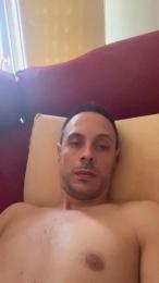 rober444 — вебкам-модель онлайн на cam4