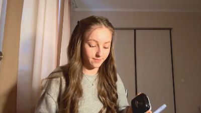 ElaneMolinini — Cam4 stream photo (Mar 2026)