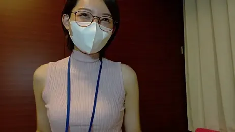 natusummer1919 — вебкам-модель онлайн на stripchat