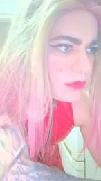 latexfist1 — вебкам-модель онлайн на cam4