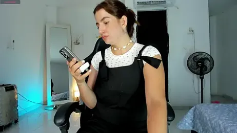 perlacobre999 — Stripchat stream photo (Feb 2026)