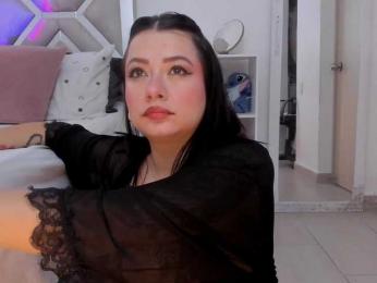 AlanaRouse1 — вебкам-модель онлайн на bongacams