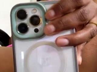 yettzaretth — вебкам-модель онлайн на camsoda