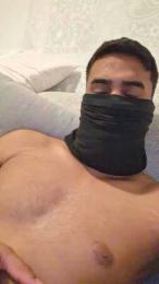 Enriquevk20 — вебкам-модель онлайн на cam4