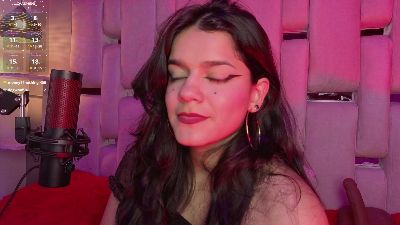 ValerieKay — вебкам-модель онлайн на cam4