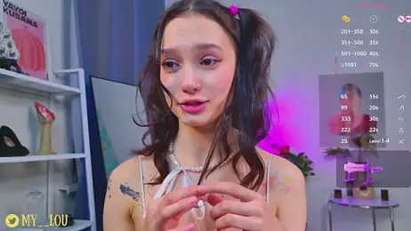 MyLoulaby — вебкам-модель онлайн на stripchat