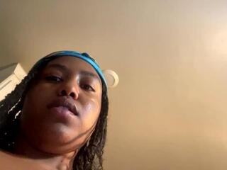 Mistress Liv — вебкам-модель онлайн на flirt4free