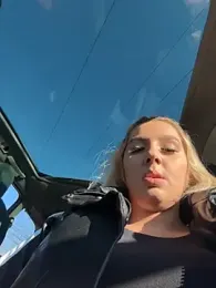 hotamanda01 — вебкам-модель онлайн на stripchat