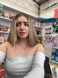 imlindapink — Stripchat stream photo (Apr 2026)