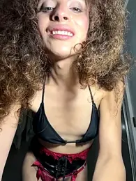 mayaMorlo1 — Stripchat stream photo (Dec 2025)