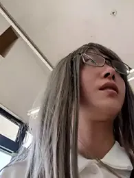 takusaki223 — вебкам-модель онлайн на stripchat