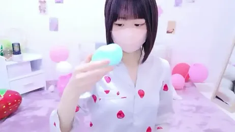 Im_Yu-na — вебкам-модель онлайн на stripchat