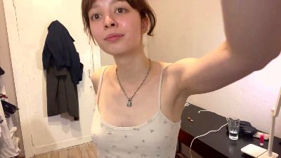 ElviaLarabel — Cam4 stream photo (Jul 2026)
