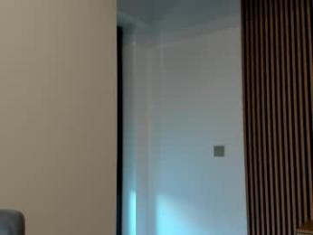 devyale — Chaturbate stream photo (Mar 2026)