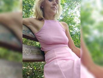 CrazyVika — Bongacams stream photo (Aug 2026)