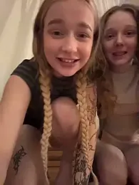 -teenytiny- — Stripchat stream photo (Feb 2026)