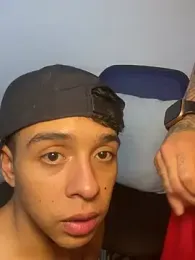yoskingg — вебкам-модель онлайн на stripchat