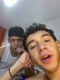 yoskingg — вебкам-модель онлайн на stripchat