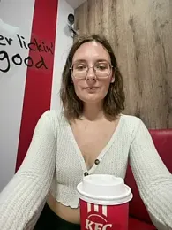 The_Snowwhitee — Stripchat stream photo (Jul 2026)