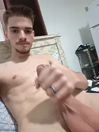 darkboy665 — вебкам-модель онлайн на stripchat