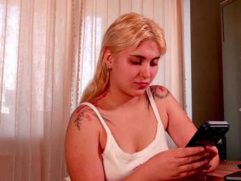 MxHazy — вебкам-модель онлайн на bongacams