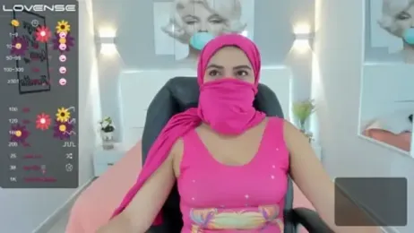 Umarani_ — Stripchat stream photo (Nov 2023)