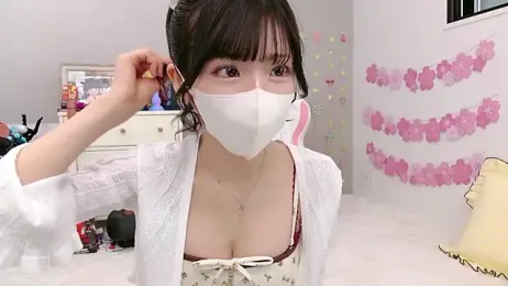 -minami- — Stripchat stream photo (Mar 2026)