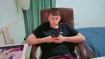 Germanyhot19 — Cam4 stream photo (Mar 2026)