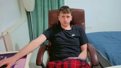 Germanyhot19 — Cam4 stream photo (Mar 2026)
