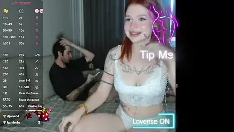 KarinaAndJohn — Stripchat stream photo (Nov 2025)