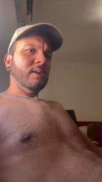 undanielmas — вебкам-модель онлайн на cam4