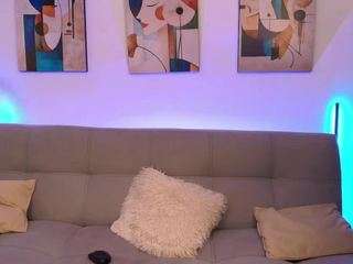 alinna-1 — Camsoda stream photo (Apr 2026)