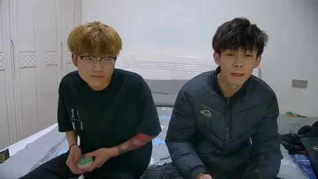 paofu-001 — вебкам-модель онлайн на stripchat