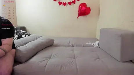 Browni_Kiss — вебкам-модель онлайн на stripchat