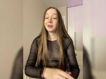 sashhhkino — вебкам-модель онлайн на bongacams