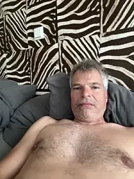 Thor-82 — вебкам-модель онлайн на stripchat