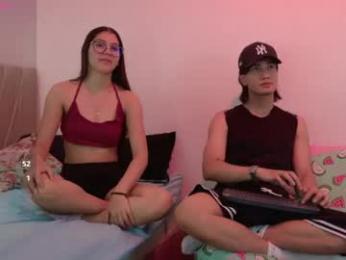 sweetauracouple — Chaturbate stream photo (Jun 2026)