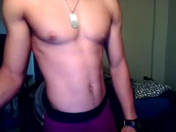 leanlance27 — вебкам-модель онлайн на chaturbate
