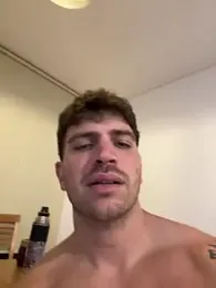 ArgentiiinoBoy — вебкам-модель онлайн на stripchat
