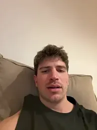 ArgentiiinoBoy — вебкам-модель онлайн на stripchat