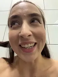 Holly_Play — Stripchat stream photo (Apr 2026)