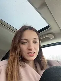 DollyTall — Stripchat stream photo (Mar 2026)