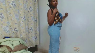 Maxine_power — Cam4 stream photo (Apr 2026)