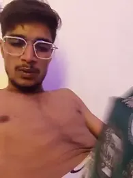 kaushikhotty — Stripchat stream photo (Jun 2026)