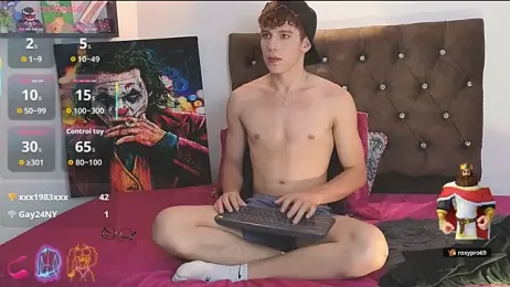 flowers18 — Stripchat stream photo (Apr 2026)