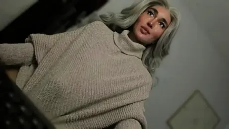 TheQueenNextDoor — stripchat