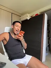 sendfer — вебкам-модель онлайн на stripchat