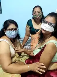 Kannadasexywifes — Stripchat stream photo (Apr 2026)