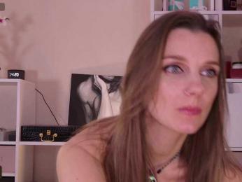 Karamelsw — Bongacams stream photo (Apr 2026)