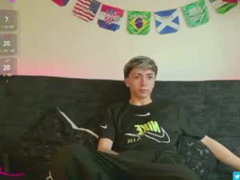 ethan_and_ava — вебкам-модель онлайн на chaturbate